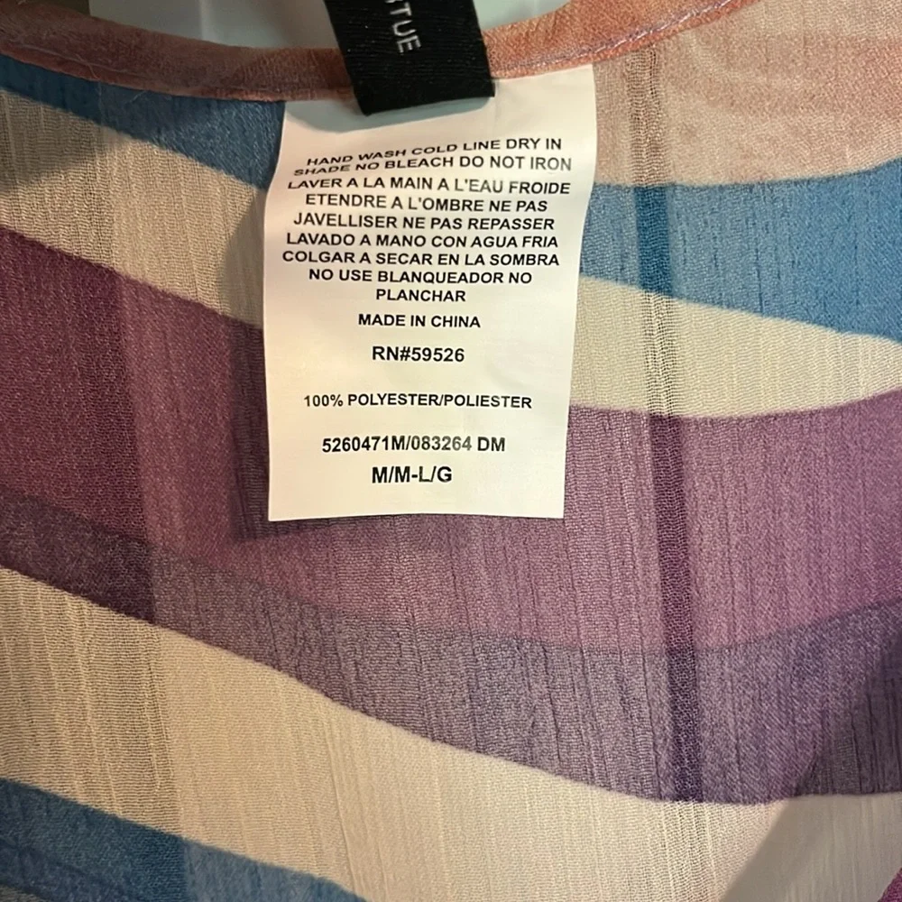 Becca Sound Waves Tunic NWT Size M/L